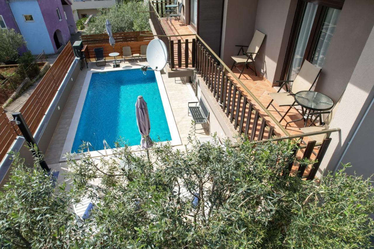 Pool Apartments Julia Задар Екстер'єр фото